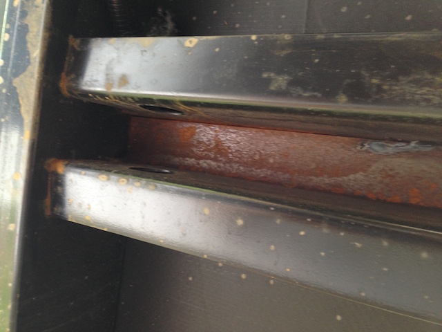 cross-member rust